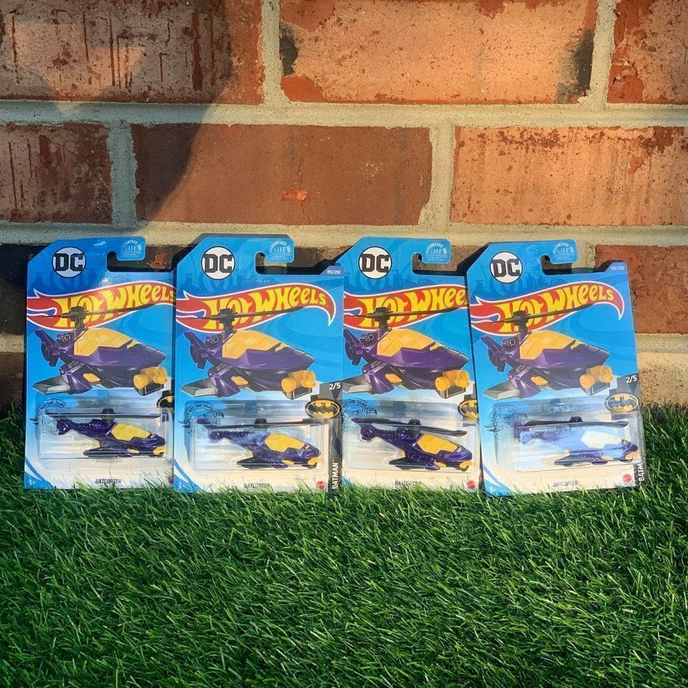 Hot Wheels  Batman 2/5 Batcopter 195/250  Lot of 4